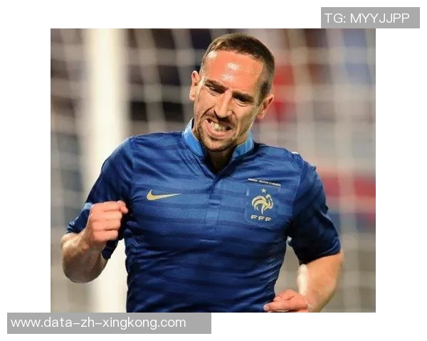 天下足球曲子带你领略全球足球激情与梦想的旋律之旅 天下足球曲子带你领略全球足球激情与梦想的旋律之旅